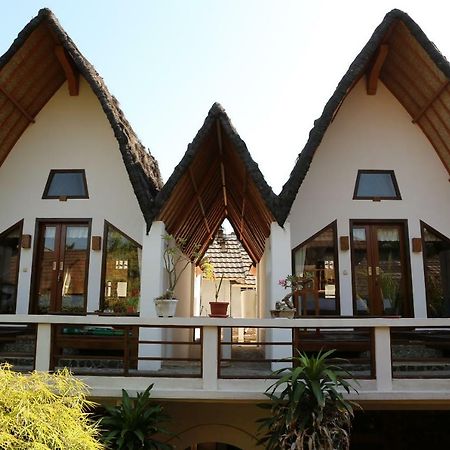Sayang Mama Inn Gili Air Exterior foto